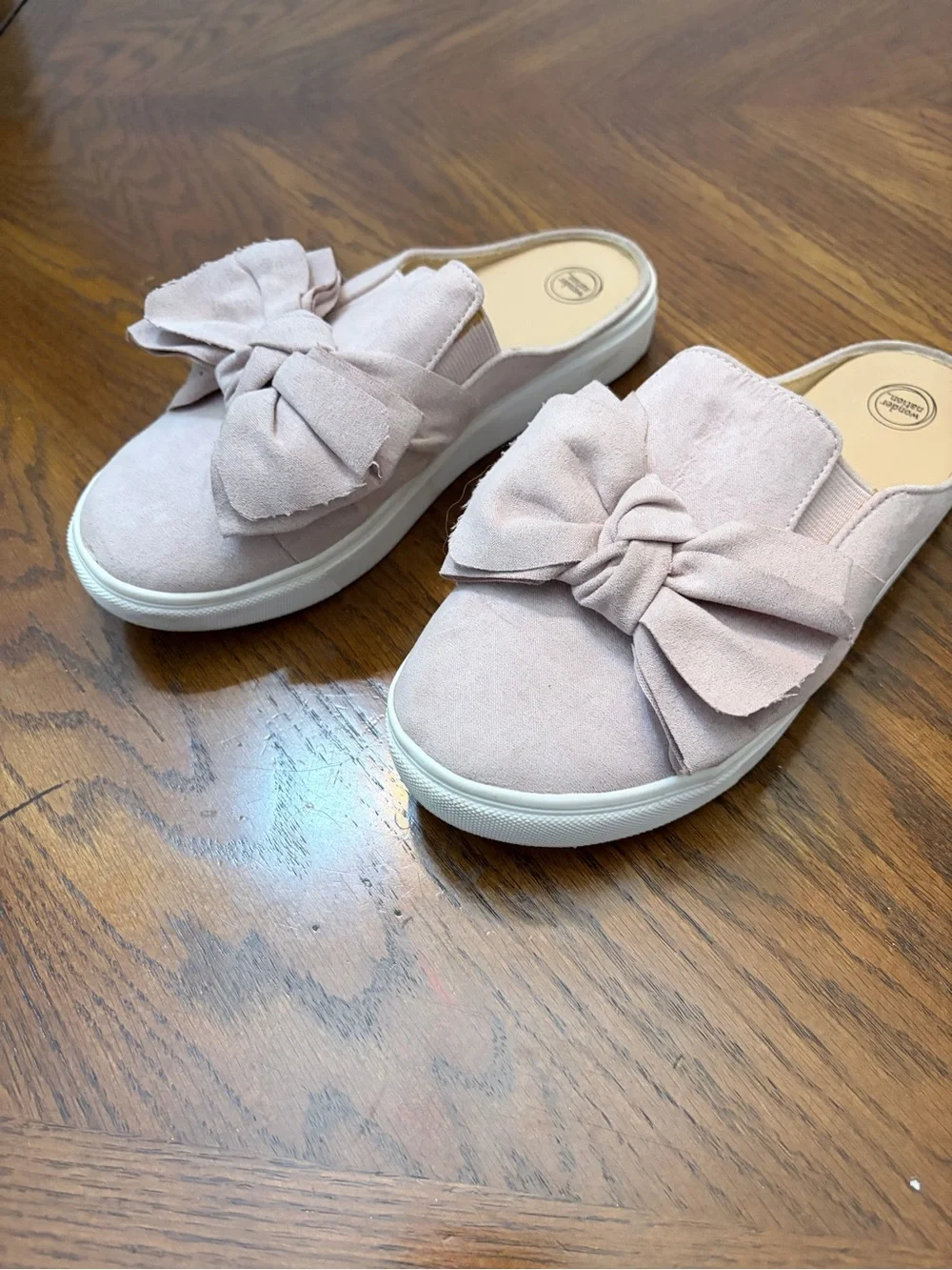 wonder nation Girls Slip-On Bow Sneakers - Light Pink